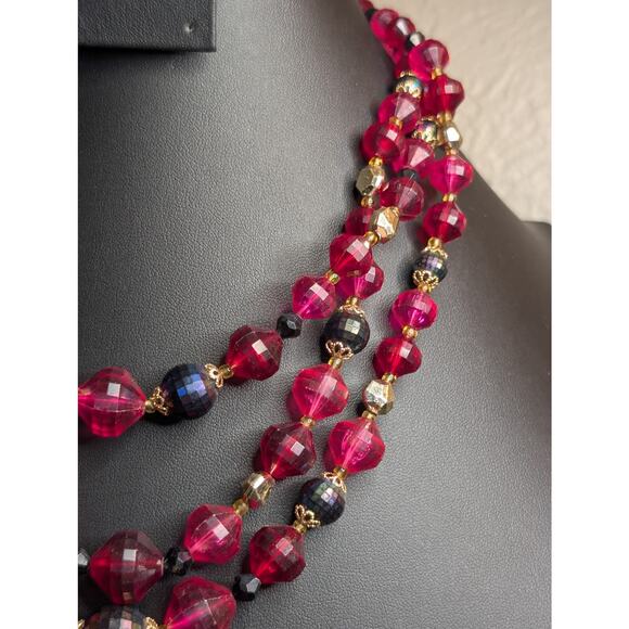 VTG Signed Western Germany Pink Gray Faceted Three Strand Acrylic Bead Necklace - Picture 5 of 9